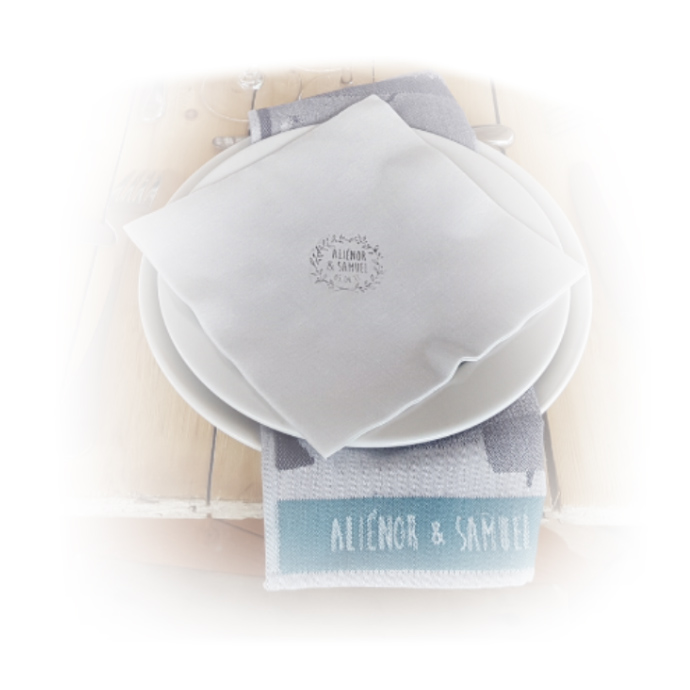 Customized linens for wedding