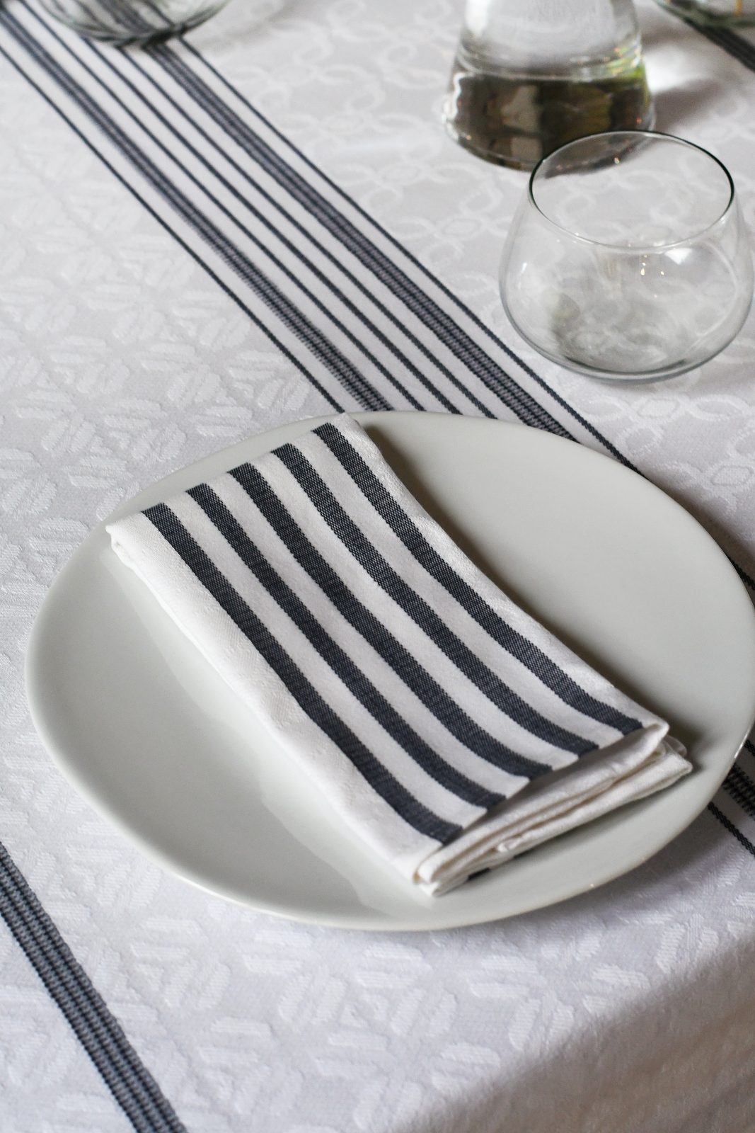 Classic Napkins (set of four)