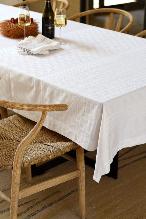 100% Cotton Classic Tablecloth - 4 colours