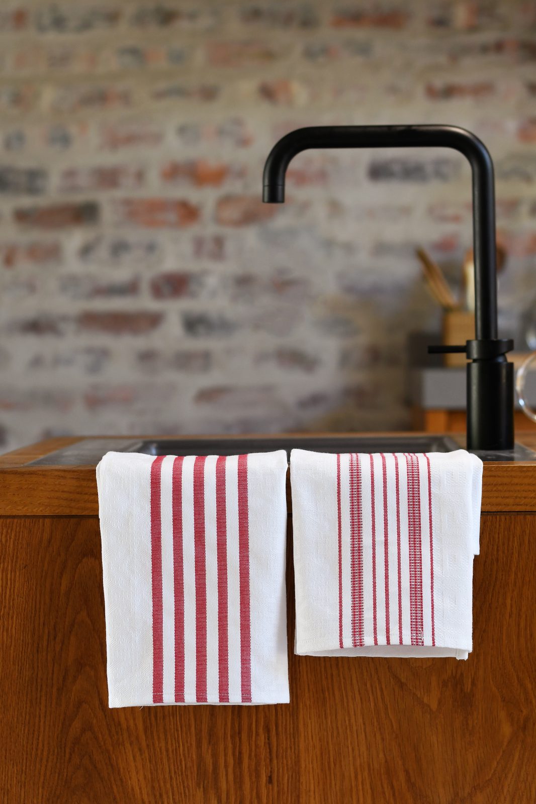 Edelweiss Jacquard Woven Kitchen Tea Towels – Side Variation