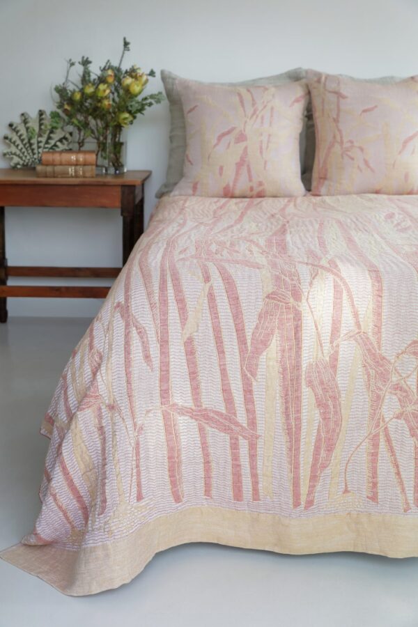 Throws & Bedspreads