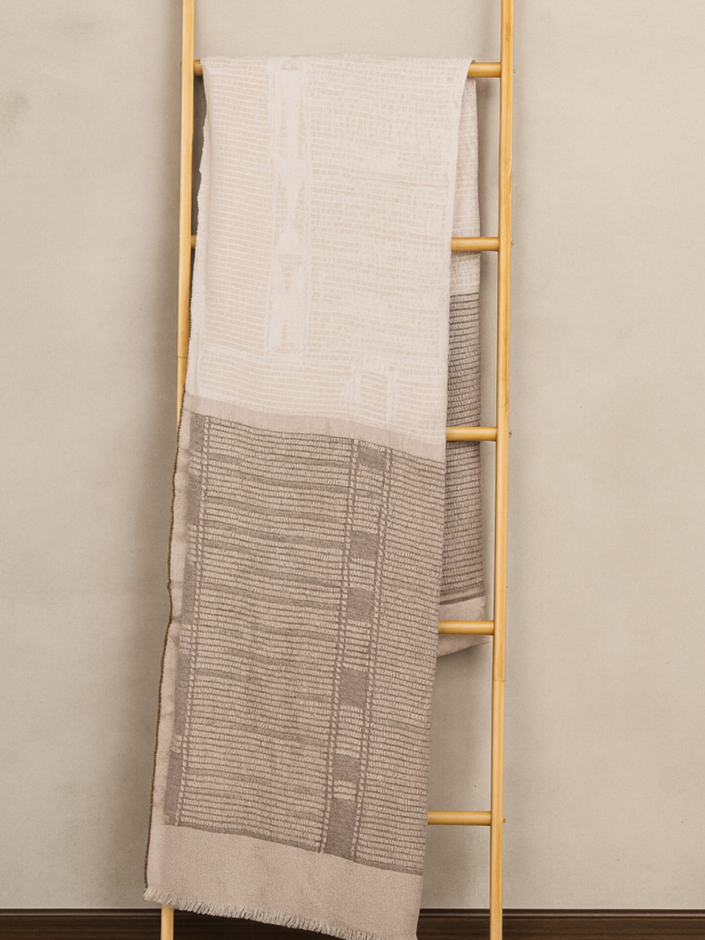 Bogolan Lounge Throw