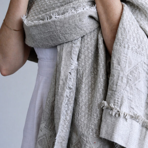Mohair 4:6