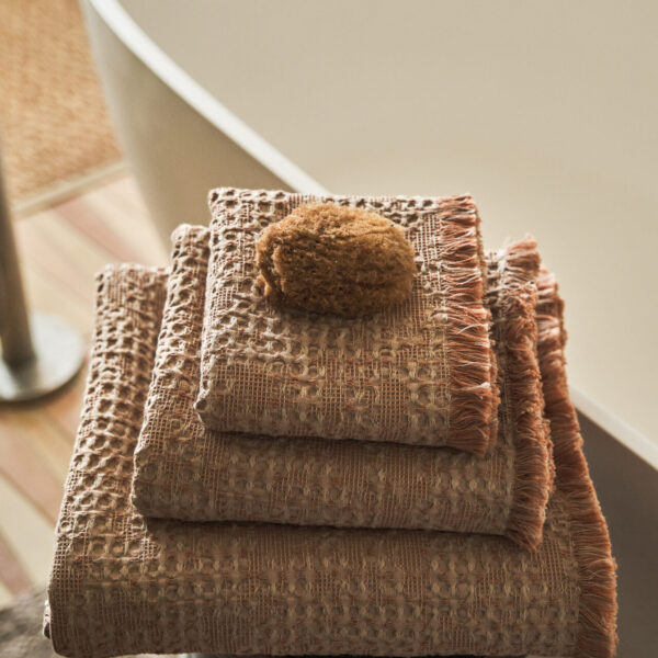 MXW_Teracotta_Handtowel_1